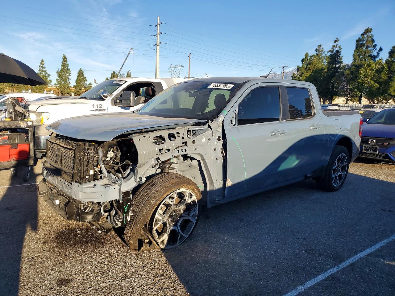 2025 Ford Maverick Lariat
