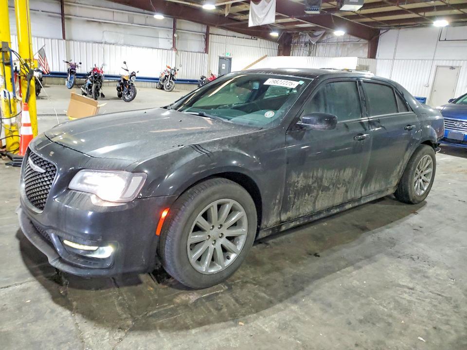 2019 Chrysler 300 s