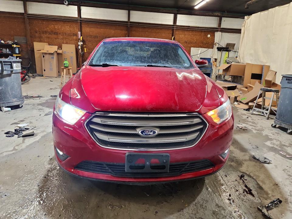 2014 Ford Taurus sel