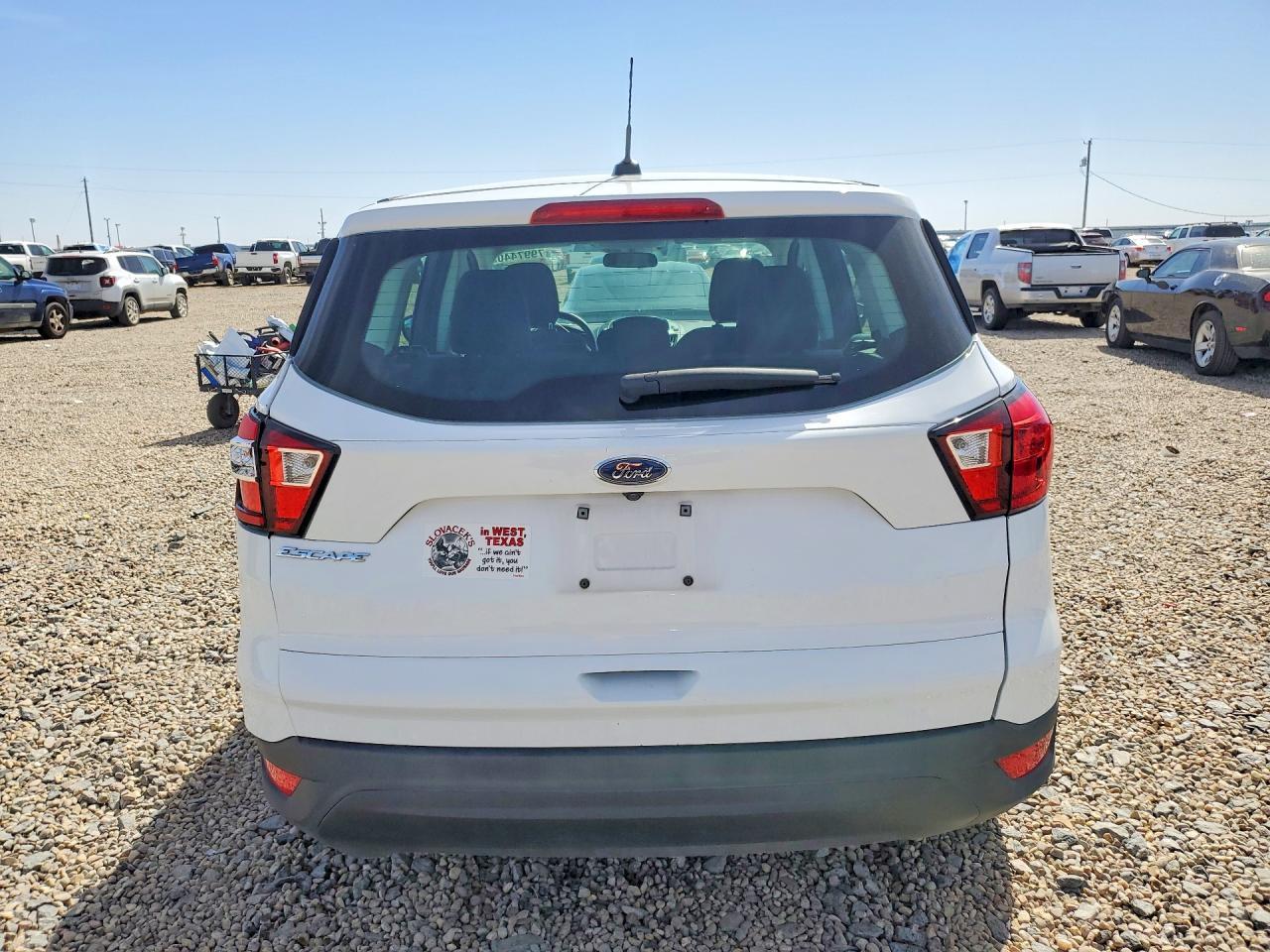 2019 Ford Escape s