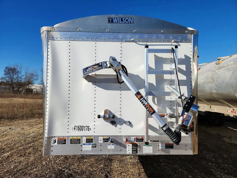 2026 Wilson Hogtrailer 2026 Wilson DWH-750 Grain Trailer