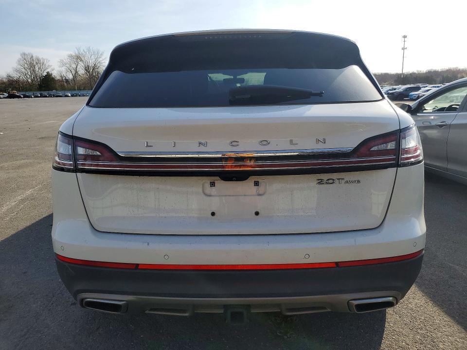2020 Lincoln Nautilus Reserve