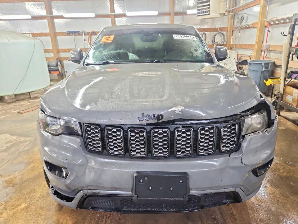 2020 Jeep Grand Cherokee Laredo