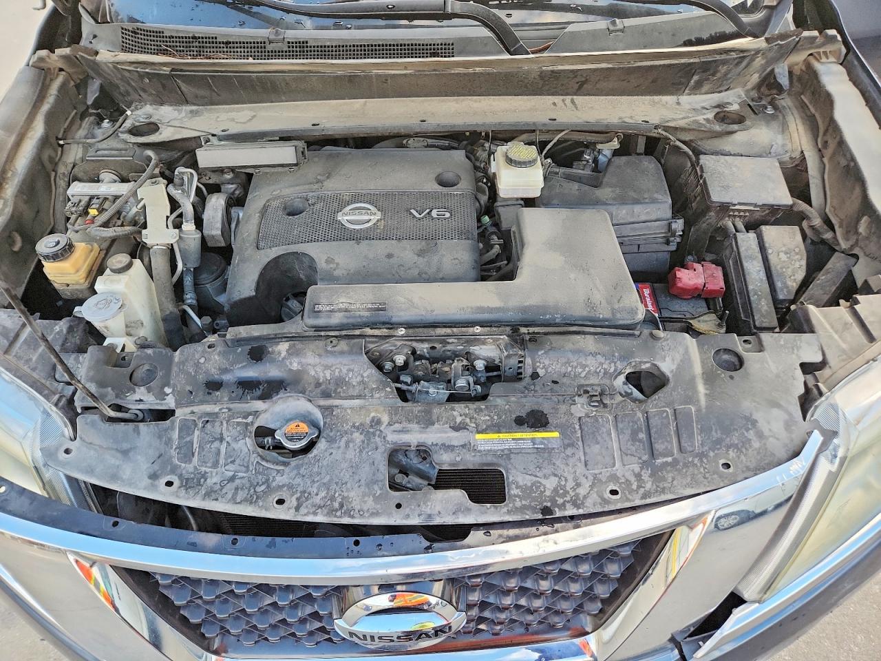 2016 Nissan Pathfinder sl