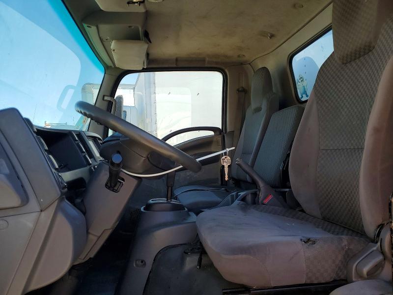 2012 Isuzu Npr hd box Truck