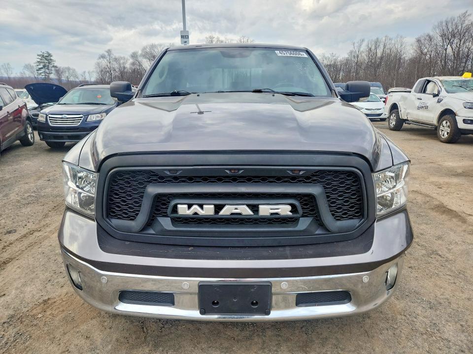 2017 Dodge RAM 1500 SLT