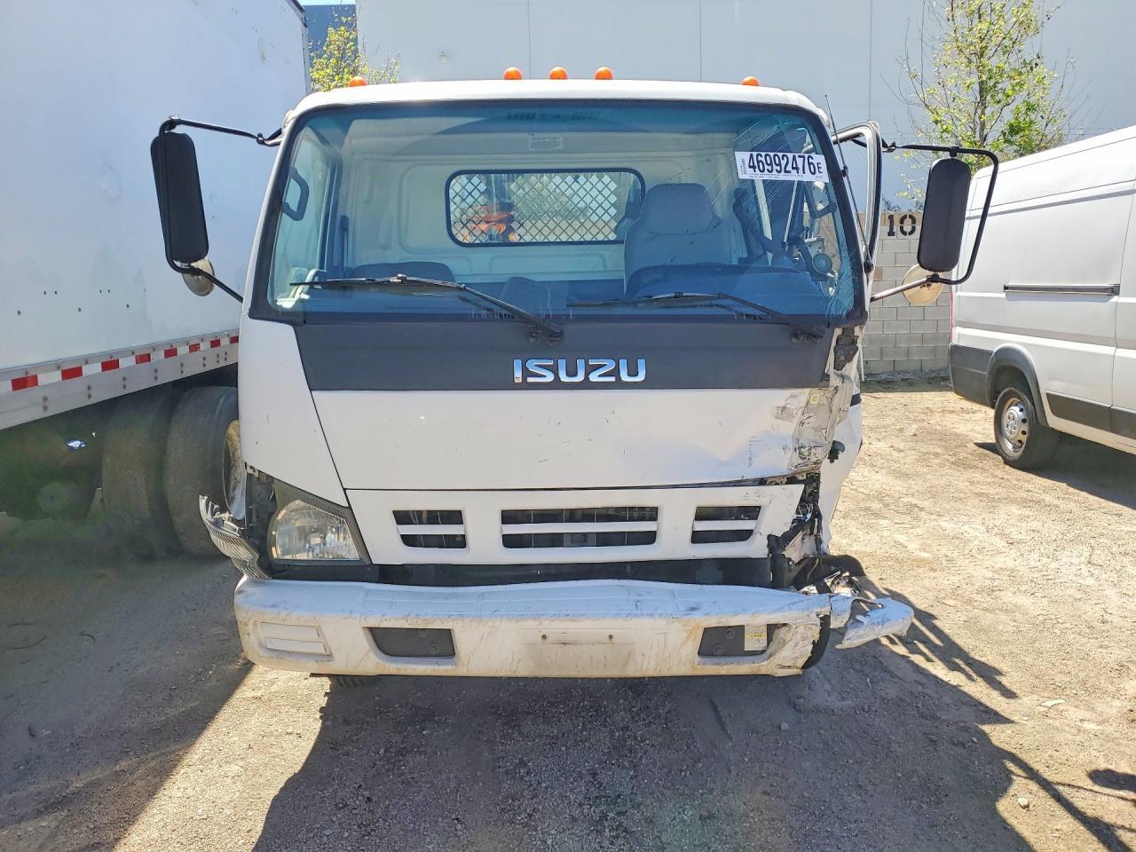 2006 Isuzu NPR Flatbed Truck