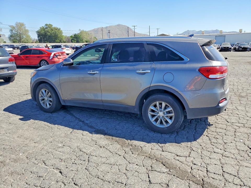 2016 KIA Sorento lx V6