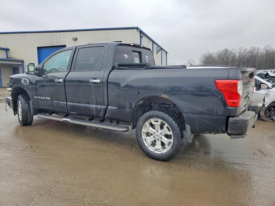 2016 Nissan Titan XD SL