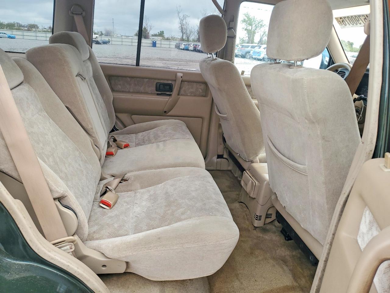 2000 Isuzu Trooper s