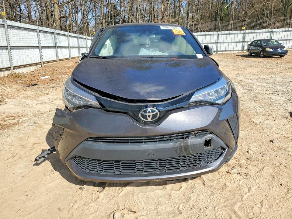 2020 Toyota C-hr xle