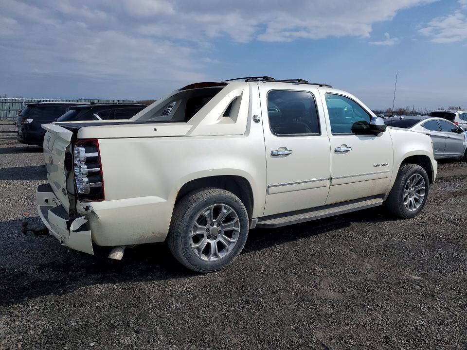 2013 Chevrolet Avalanche LTZ