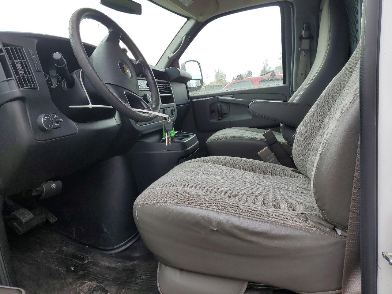 2015 Chevrolet Express 2500 Cargo EXT Delivery Van
