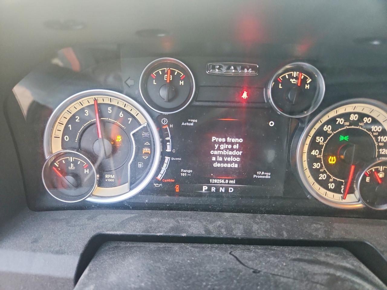 2013 Dodge RAM 1500 SLT