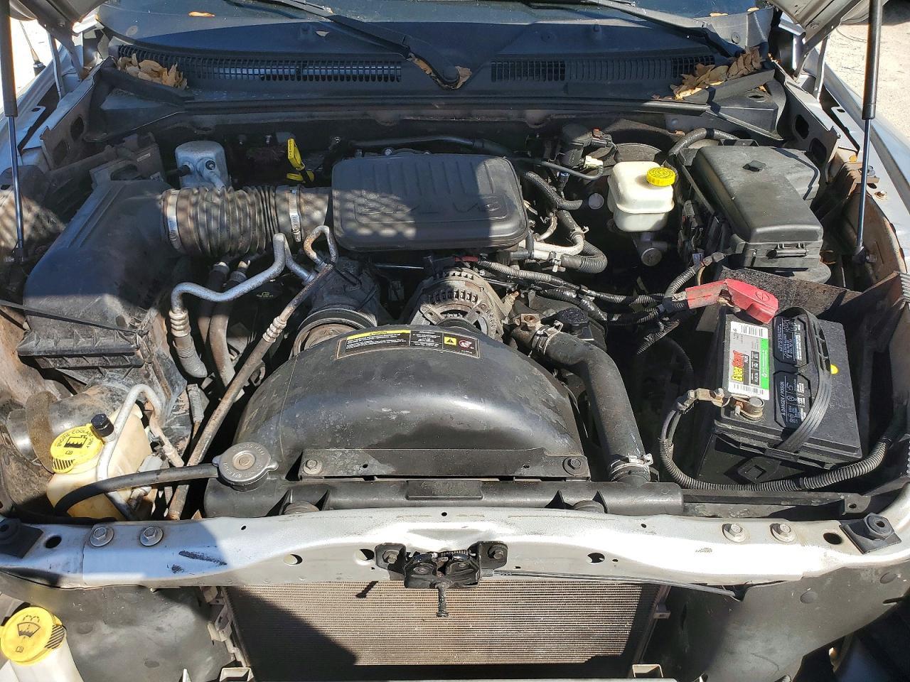 2009 Mitsubishi Raider LS