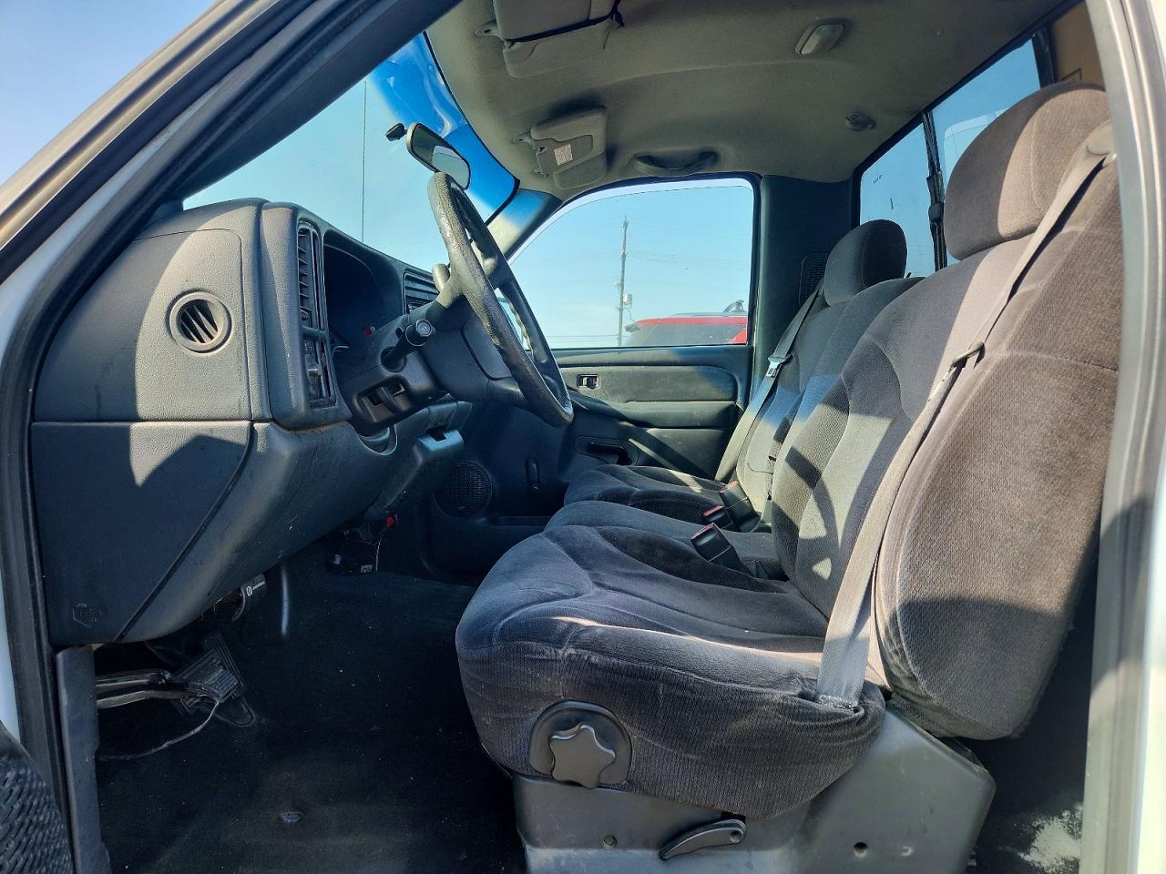 2000 GMC New Sierra C1500