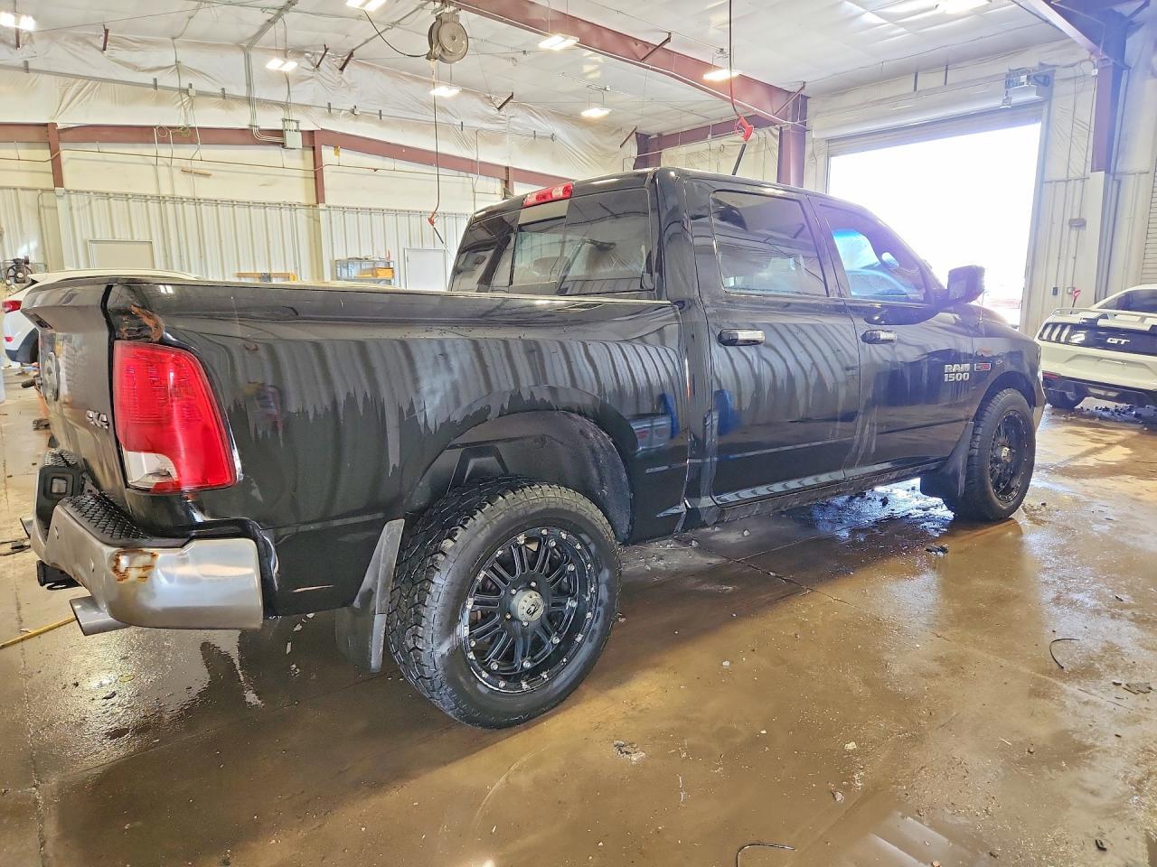 2015 Dodge RAM 1500 SLT