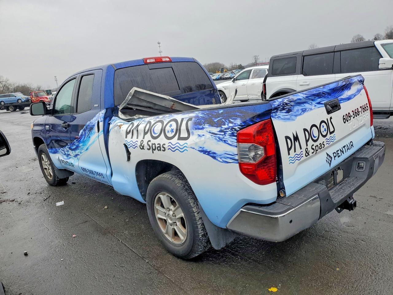 2014 Toyota Tundra SR5
