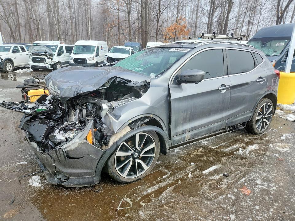 2017 Nissan Rogue Sport sl