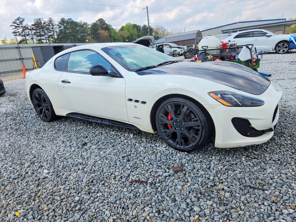 2014 Maserati Granturismo s