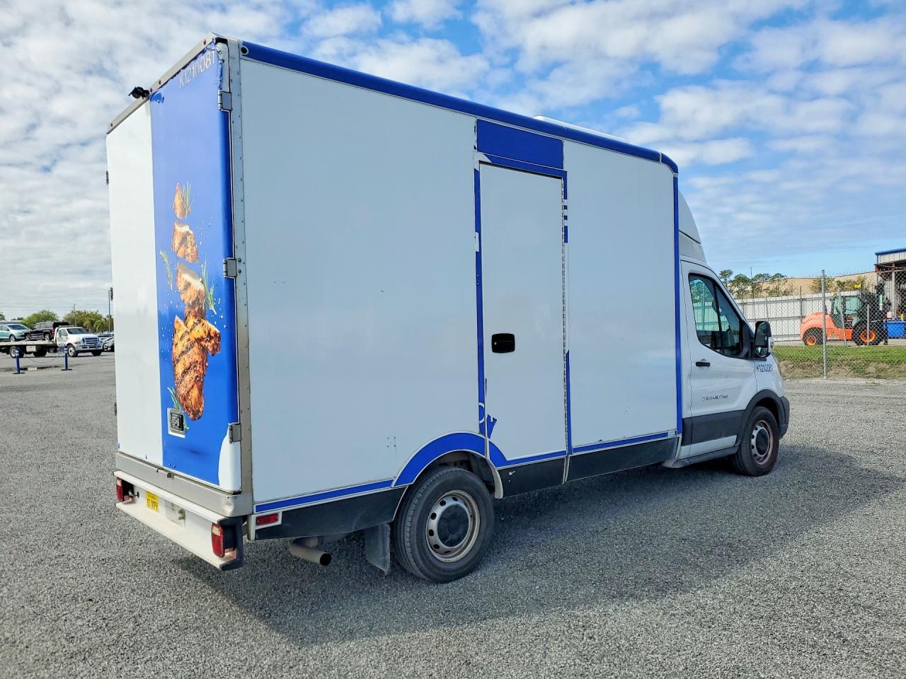 2020 Ford Transit Delivery Truck