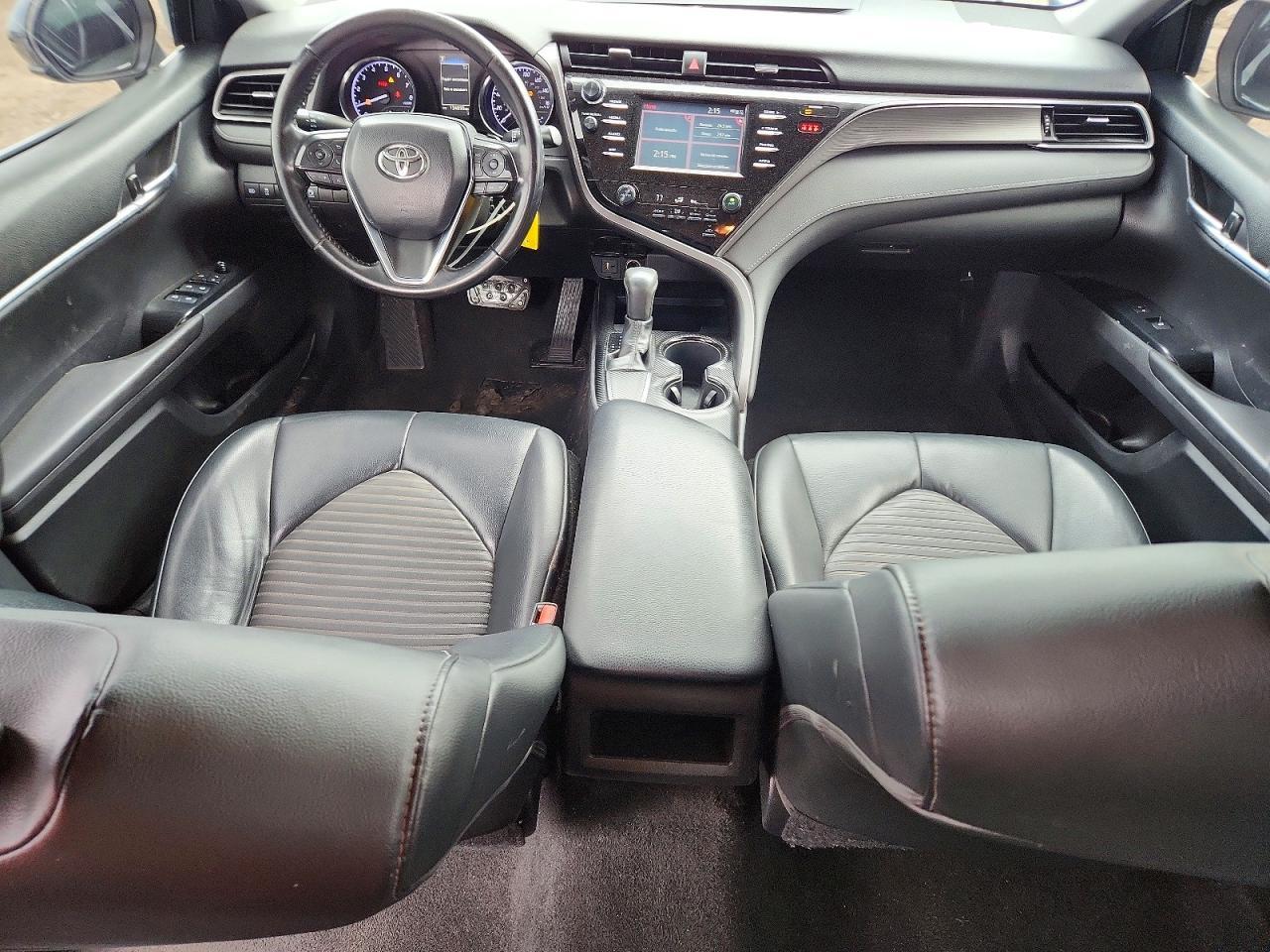 2019 Toyota Camry se