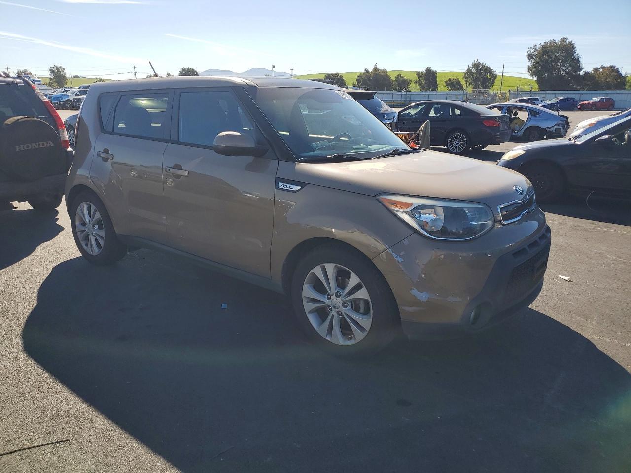 2015 KIA Soul +
