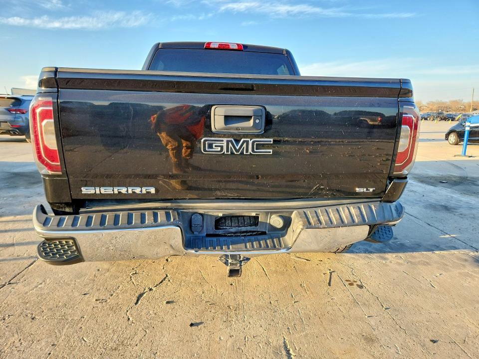2018 GMC Sierra C1500 slt