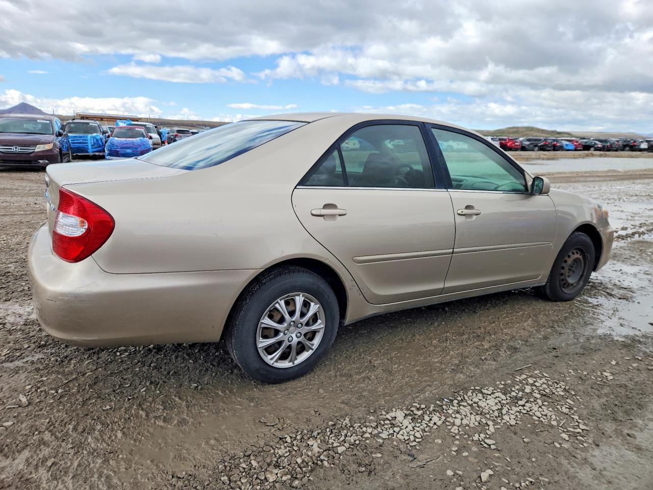2002 Toyota Camry le