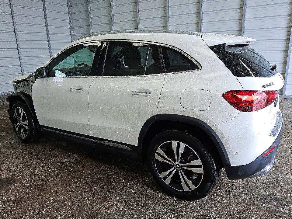2025 Mercedes-Benz Gla 250