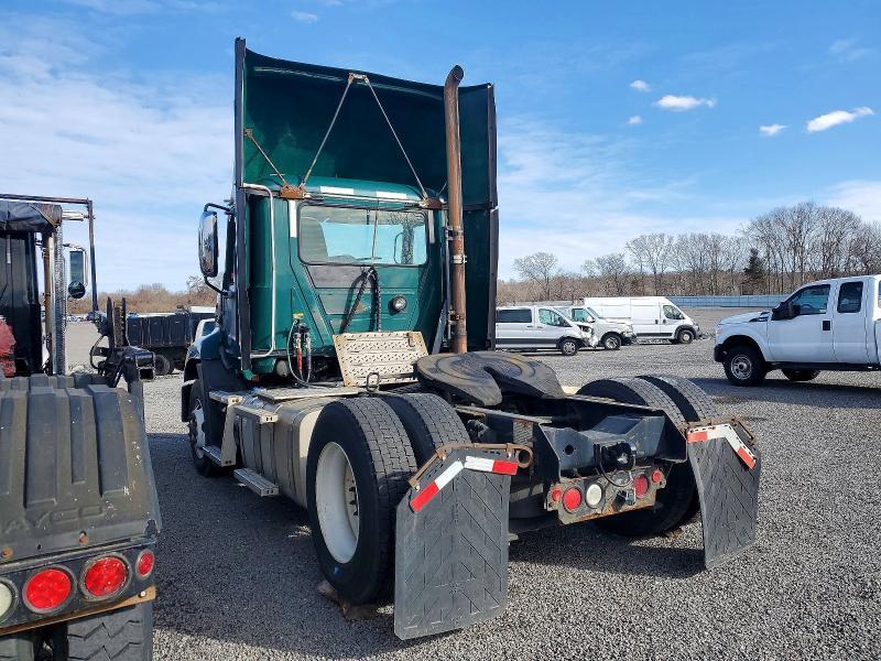 2017 Mack Cxu612 Semi Truck