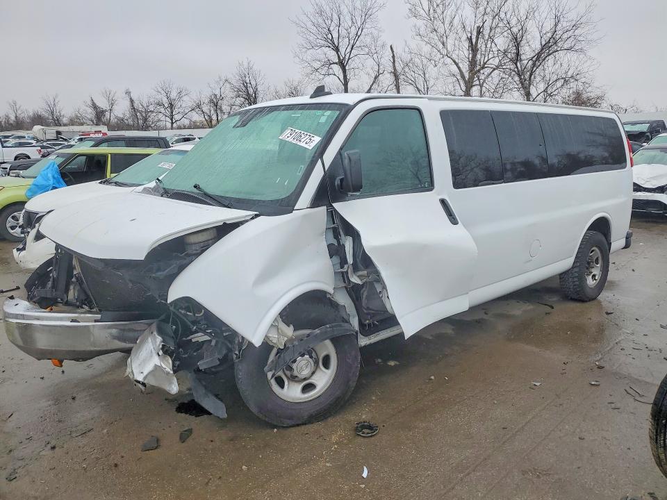2019 Chevrolet 2019 Chev Express G3500 LT