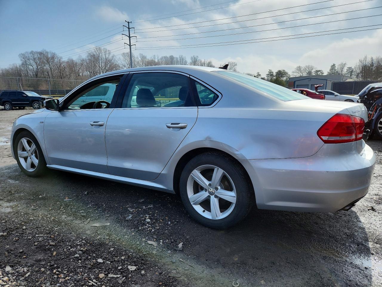 2015 Volkswagen Passat s