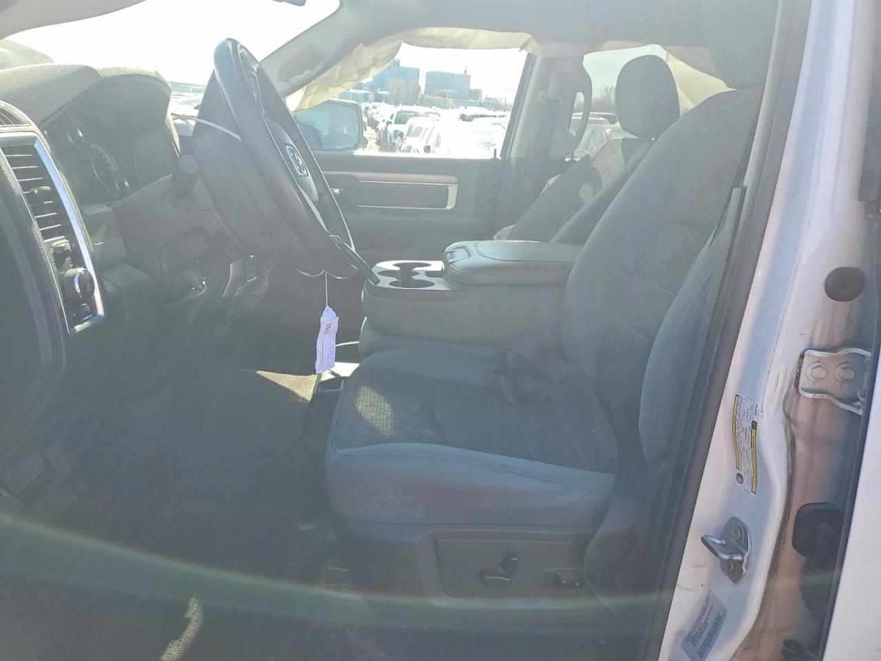 2016 Dodge RAM 1500 SLT