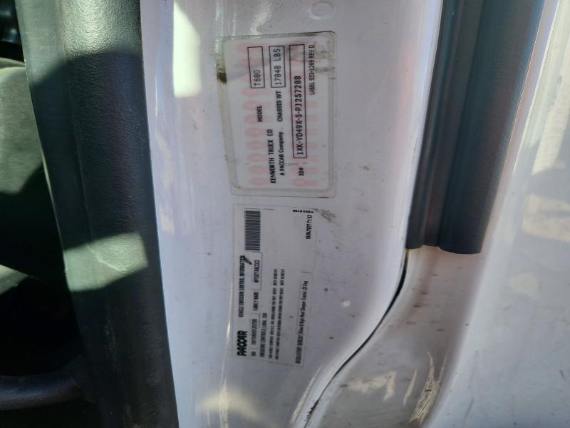 2023 Kenworth T680-Semi Truck