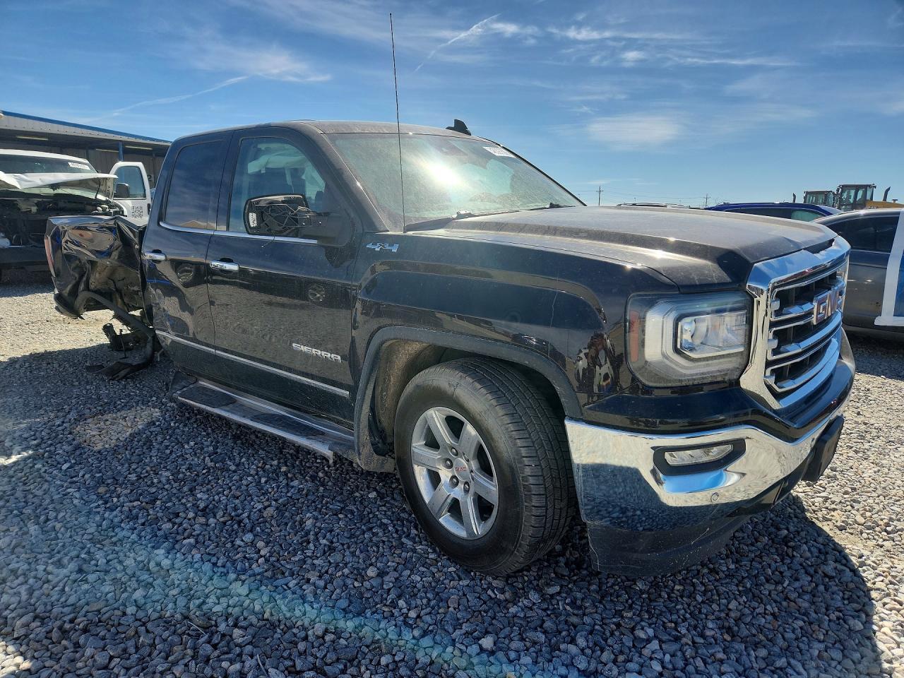 2018 GMC Sierra K1500 SLT