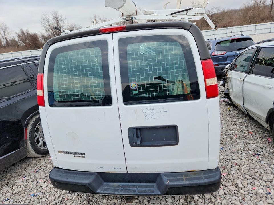2013 Chevrolet Express G2500