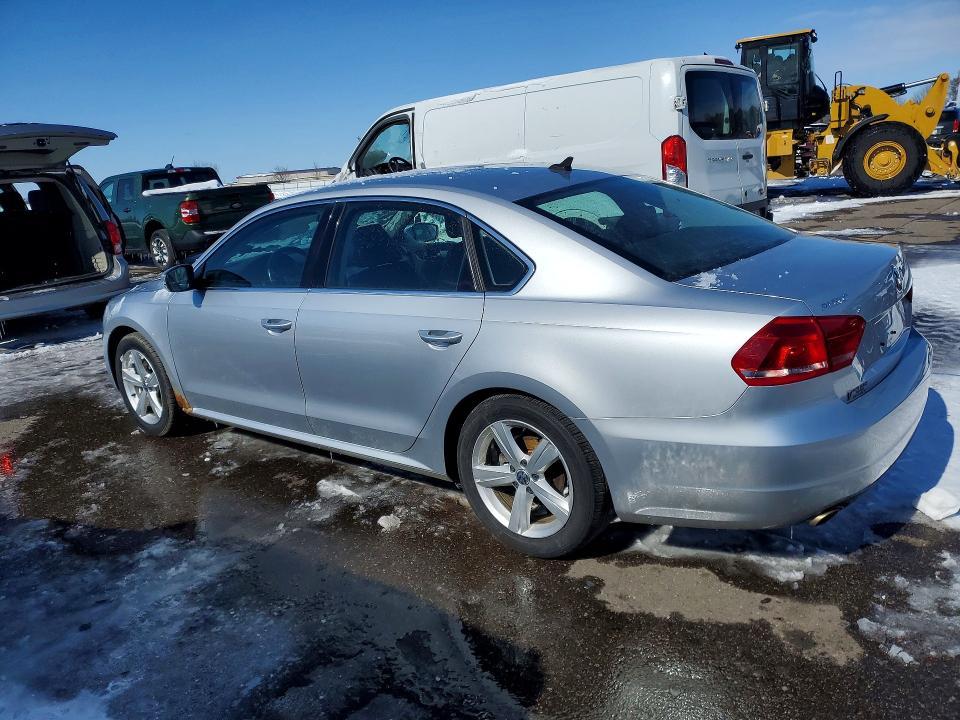 2013 Volkswagen Passat se