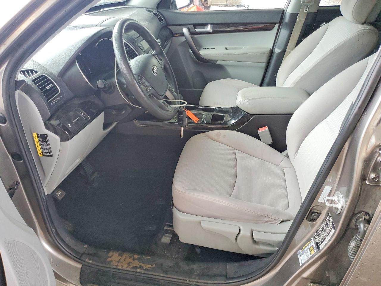 2014 KIA Sorento lx