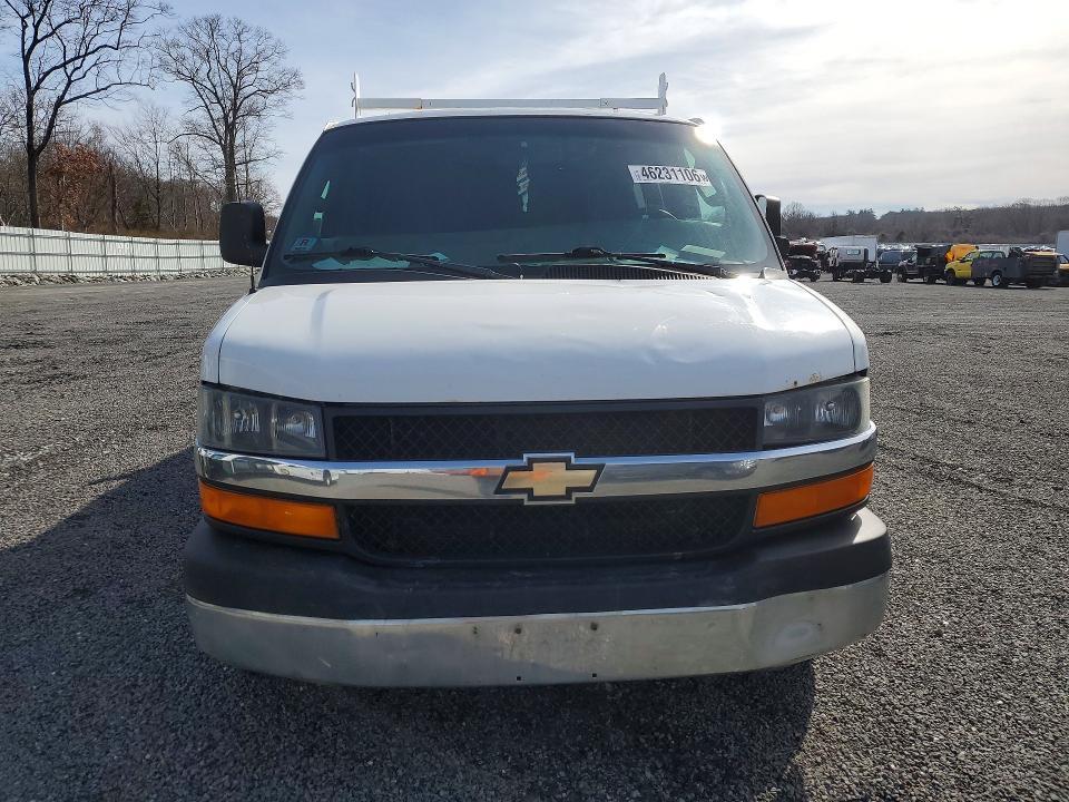 2016 Chevrolet Express G3500 lt