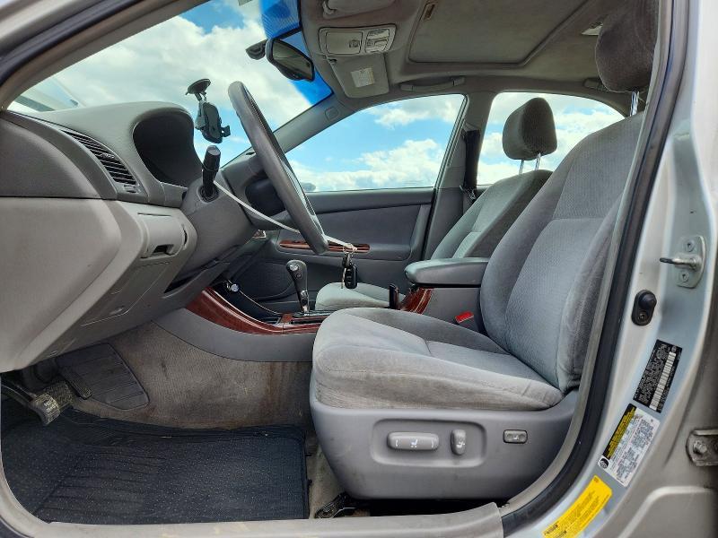 2004 Toyota Camry xle