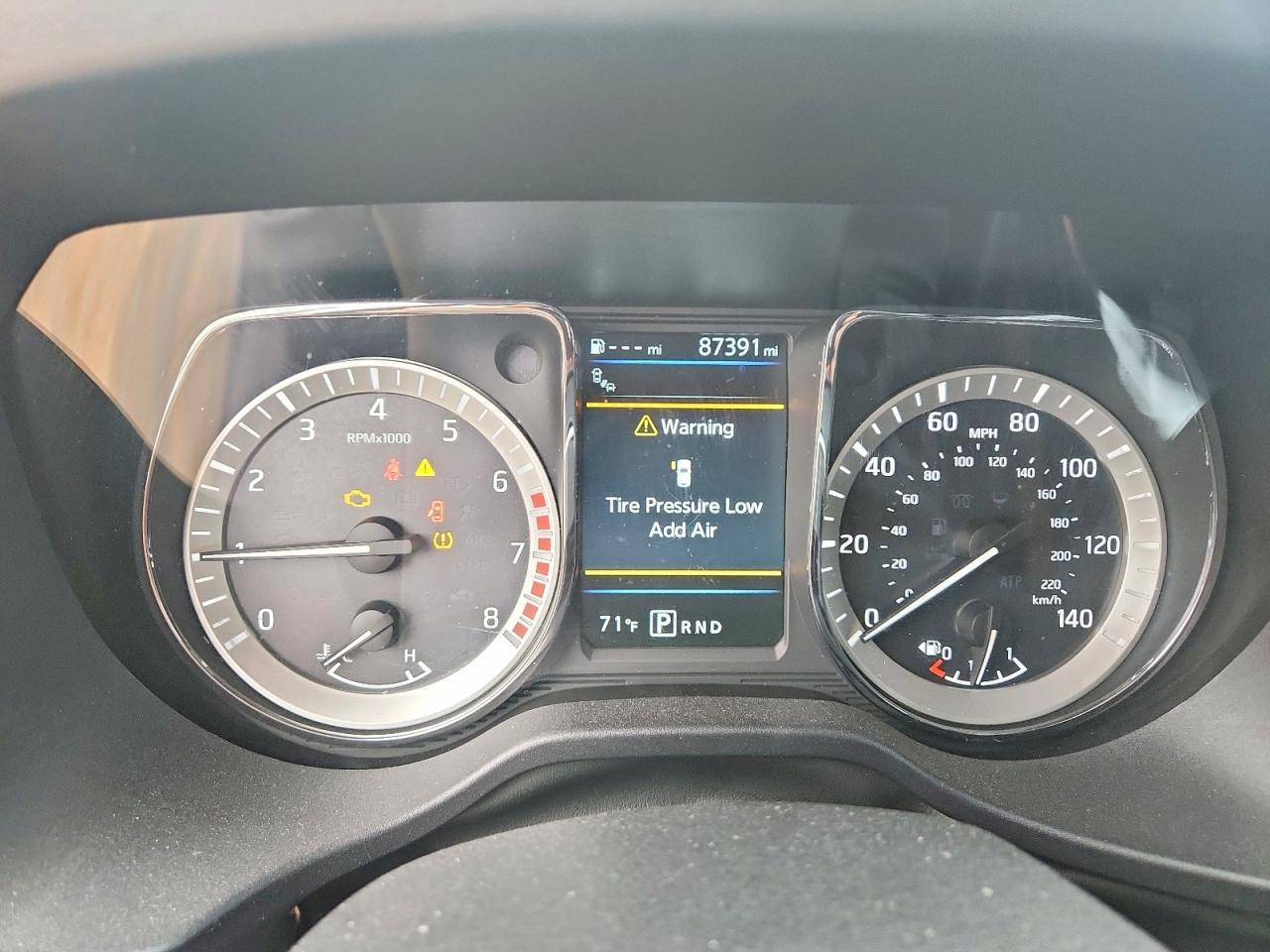 2019 Nissan Titan SV