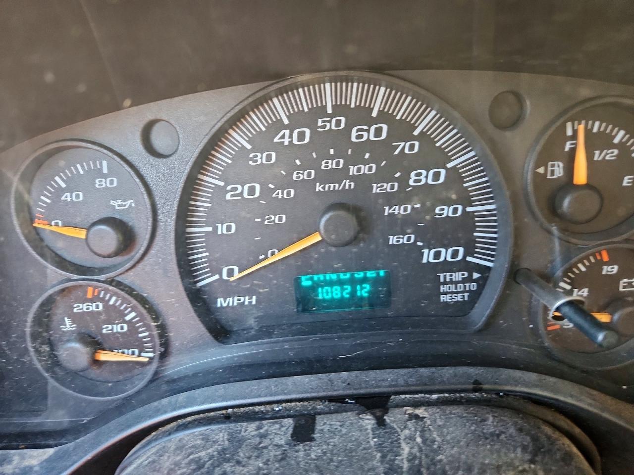 2004 Chev Express G3500