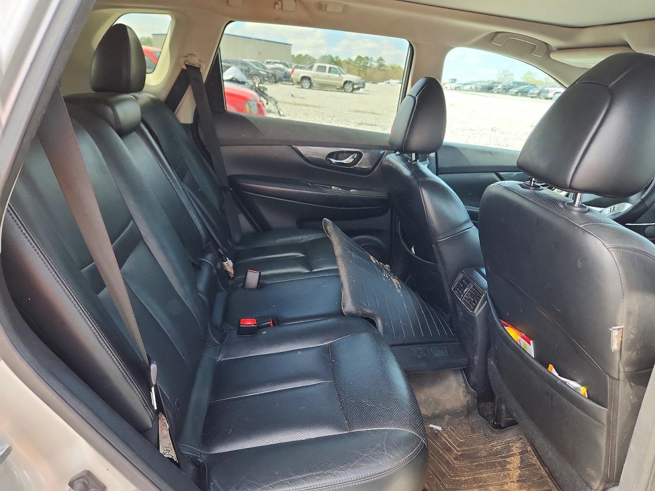 2015 Nissan Rogue sl
