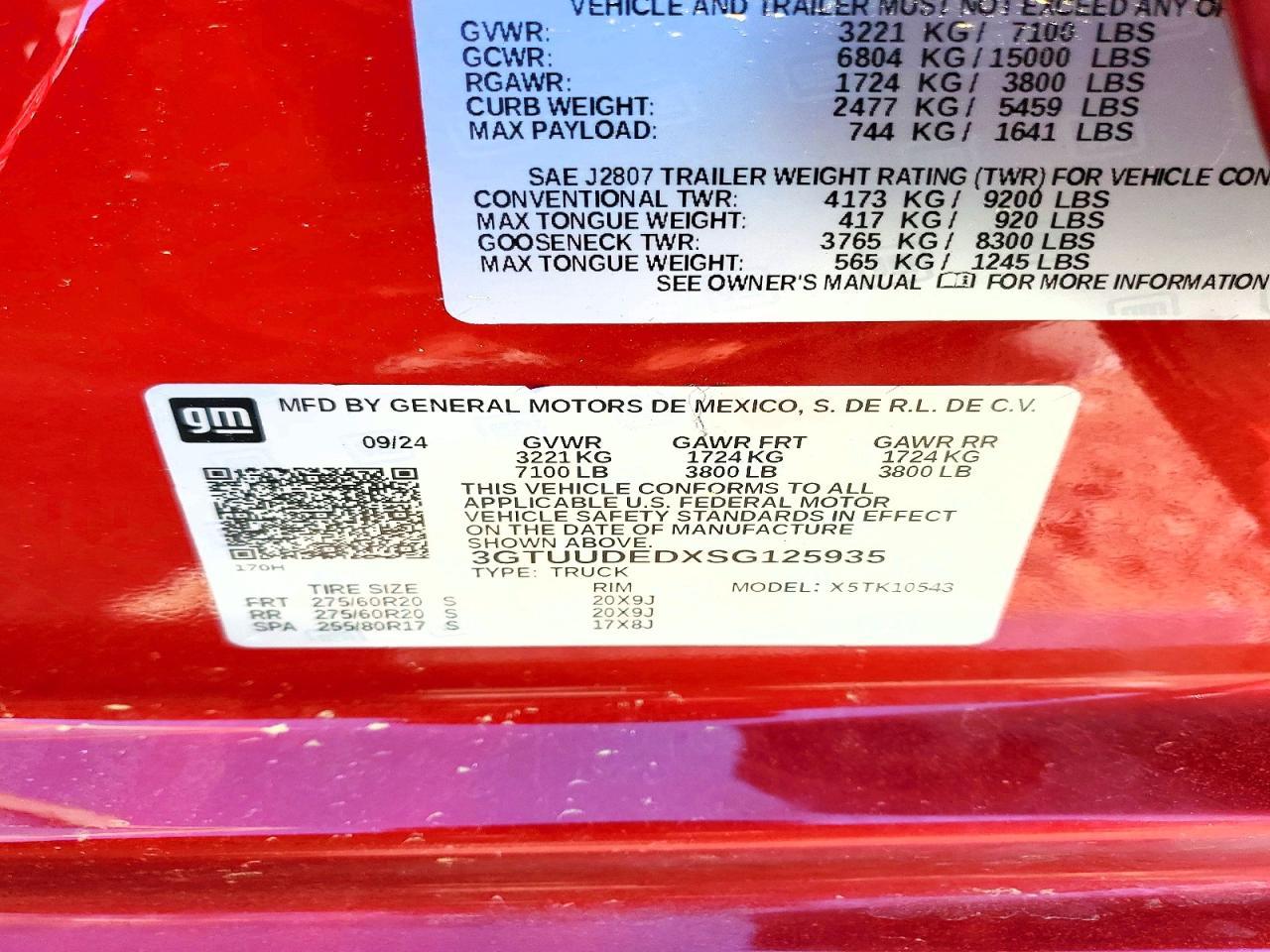 2025 GMC Sierra K1500 SLT
