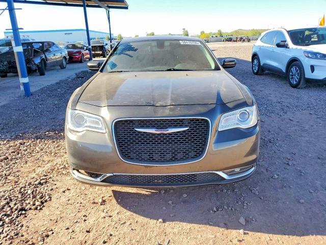 2018 Chrysler 300 Touring