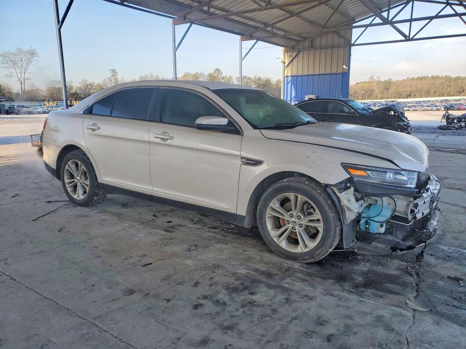 2016 Ford Taurus sel