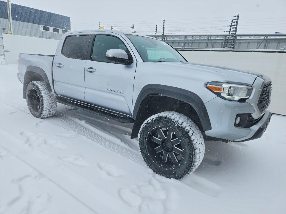 2022 Toyota Tacoma SR V6