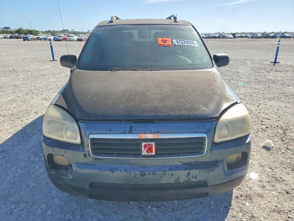 2005 Saturn Relay 3