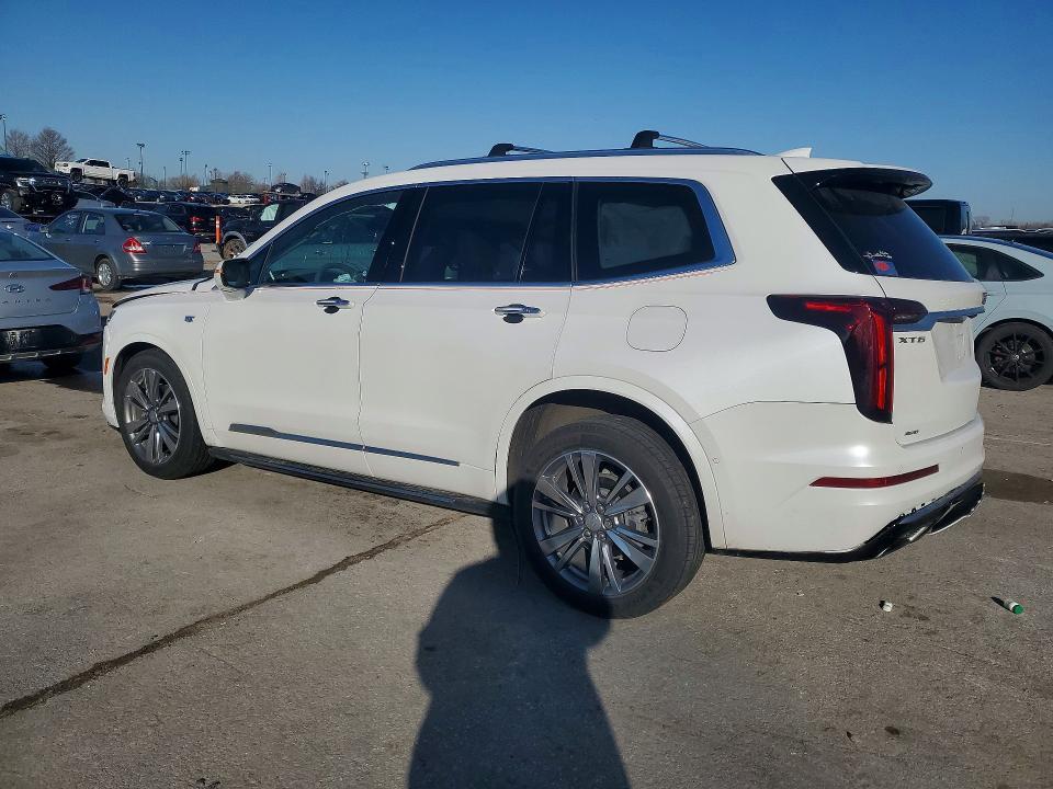 2021 Cadillac XT6 Premium Luxury
